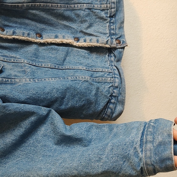 Vintage 70s Levi trucker Sherpa lined jacket - Picture 8 of 12